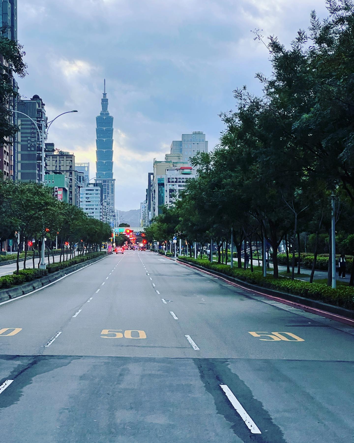 Empty Boulevard to 101 — Taipe,taiwan
